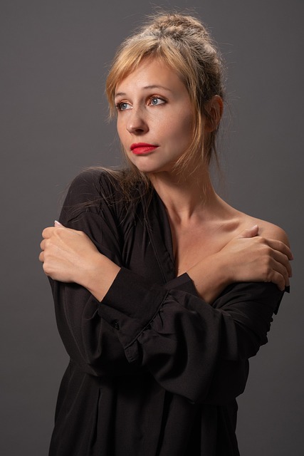 You are currently viewing Fazla mesai alacağı davası hangi mahkemede açılır? 2025 görevli ve yetkili mahkeme rehberi